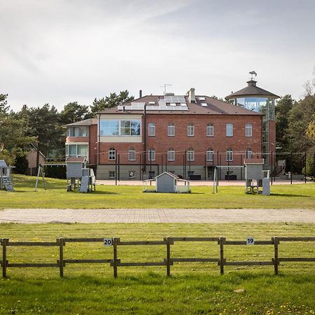 Roze Village Jurnieka Ligzda Pērkone Eksteriør billede